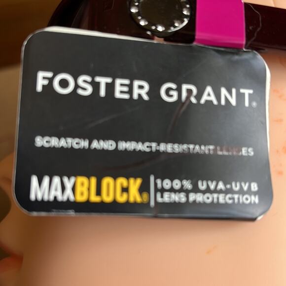 Foster Grant MaxBlock Rectangular Sunglasses Burgundy - Picture 5 of 8